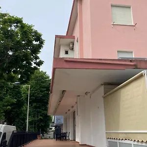 3* Hotel Piccari New
